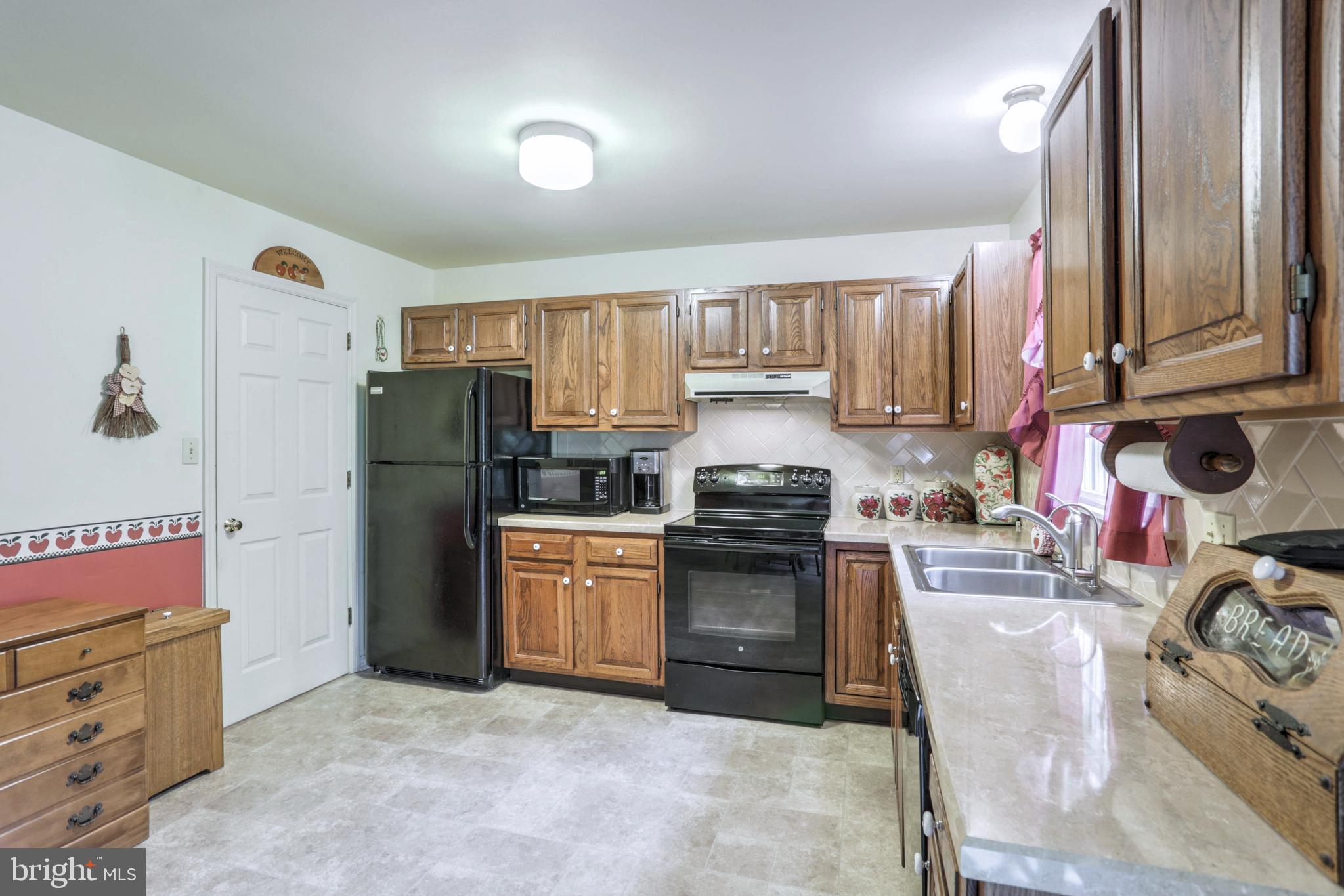 50 Robinhill Drive Lititz, PA 17543 - Photo 11 of 31 Gallery Image 11