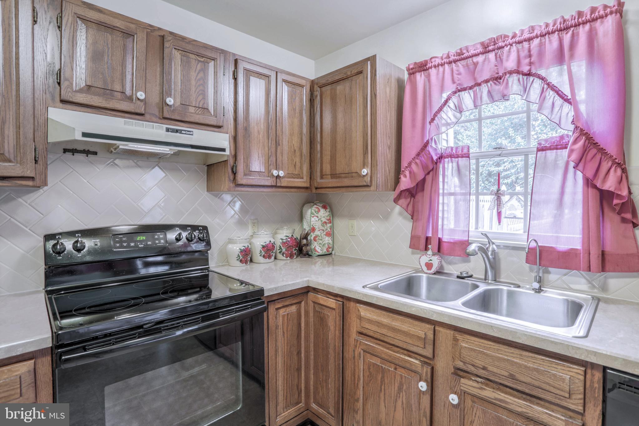 50 Robinhill Drive Lititz, PA 17543 - Photo 12 of 31 Gallery Image 12