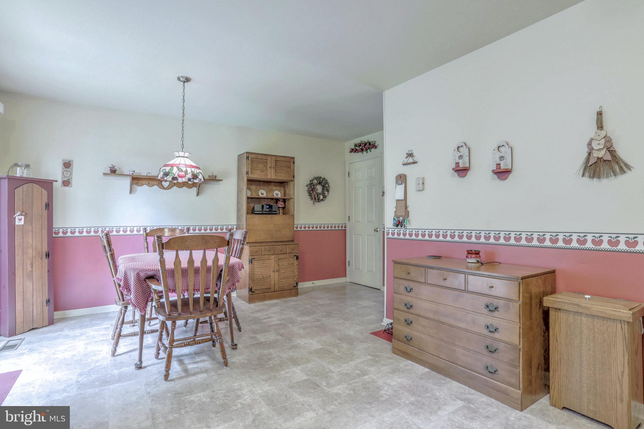 50 Robinhill Drive Lititz, PA 17543 - Photo 16 of 31 Gallery Image 16