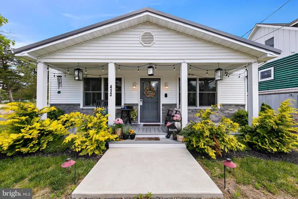 $549,900 | 413 South Green Street, Tuckerton, NJ 08087