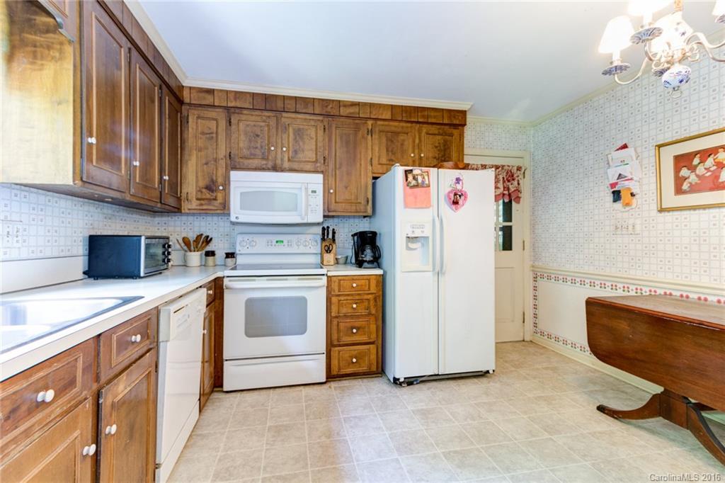 5967 Brace Road Charlotte, NC 28211 - Photo 2 of 20 Gallery Image 2