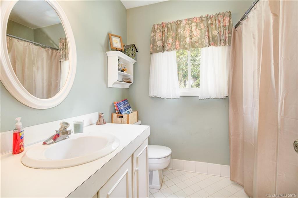 5967 Brace Road Charlotte, NC 28211 - Photo 5 of 20 Gallery Image 5