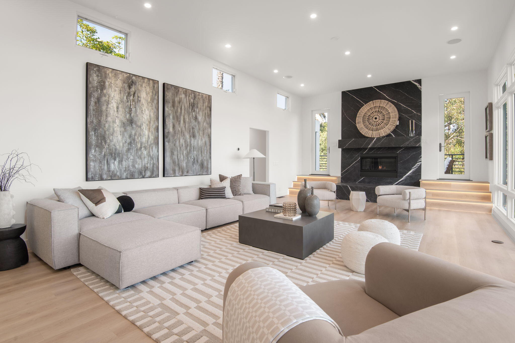 1460 Twinridge Road Santa Barbara, CA 93111 - Photo 20 of 80 Lower living room - 1460 Twinridge Rd