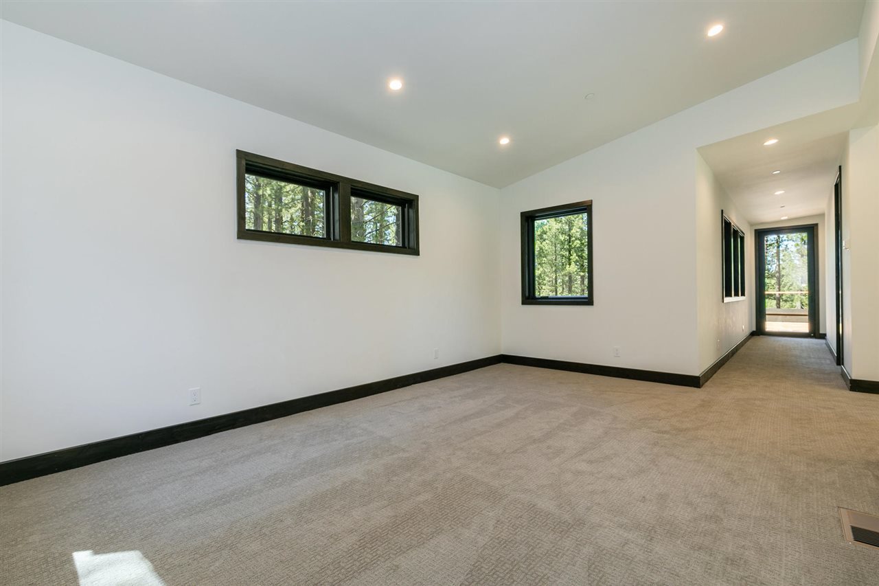 11021 Henness Road, Unit R1 Truckee, CA 96161 - Photo 16 of 21