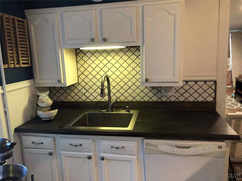 3135 Main Road East Emmaus, PA 18049 - Photo 10 of 25