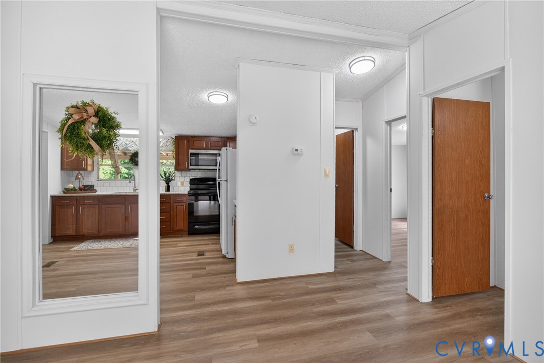 4055 Leigh Mountain Road Green Bay, VA 23942 - Photo 8 of 50