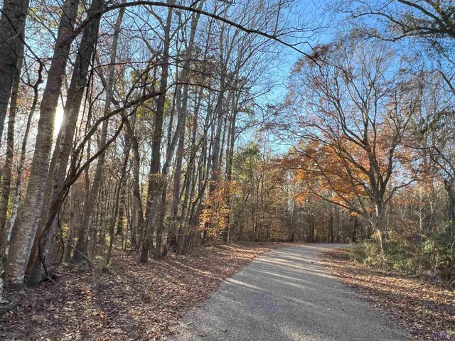 $998,050 | Tbd (179.57-ac) Tbd (179.57-ac) Tunica Trace Street, St. Francisville, LA 70775