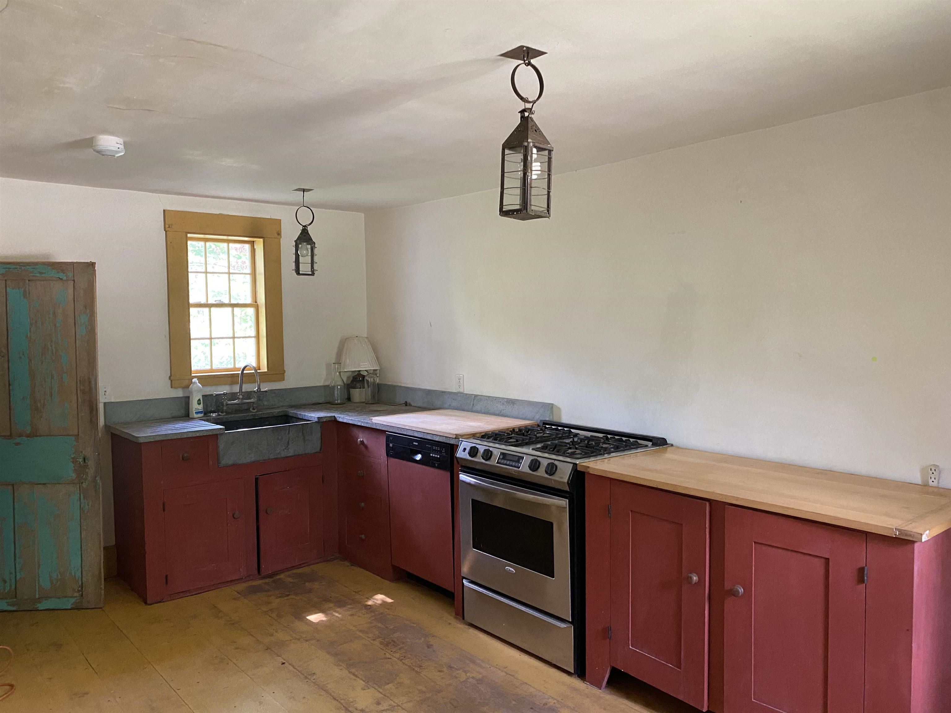 37 Frescoln Road Wentworth, NH 03282 - Photo 23 of 28