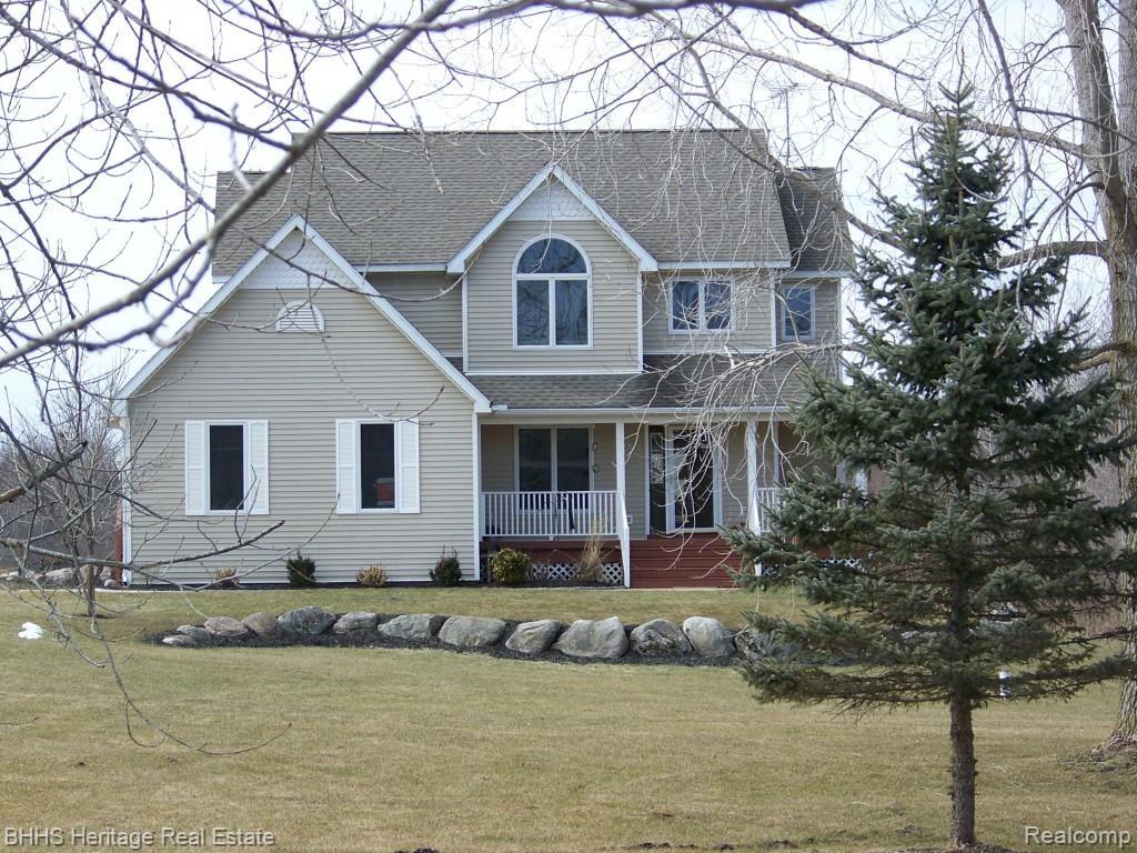 6599 Robb Road Fowlerville, MI 48836 - Photo 39 of 39 100_4918.jpg