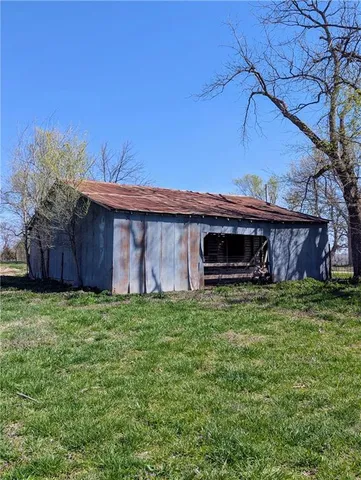 $249,900 | 11022 Northeast County Road 3003, Adrian, MO 64720