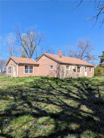 $249,900 | 11022 Northeast County Road 3003, Adrian, MO 64720