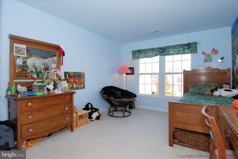 18614 Broken Oak Road Boyds, MD 20841 - Photo 23 of 30 Bedroom 3