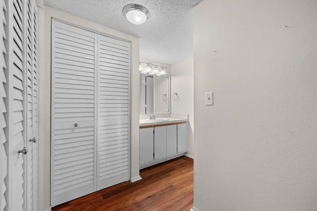 $1,750 | 1563 Southeast Royal Green Circle, Unit B203, Port St. Lucie, FL 34952