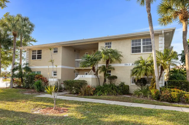 $1,750 | 1563 Southeast Royal Green Circle, Unit B203, Port St. Lucie, FL 34952