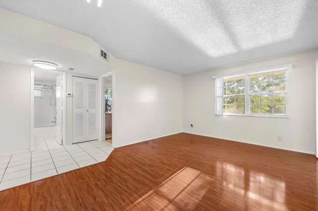 $1,750 | 1563 Southeast Royal Green Circle, Unit B203, Port St. Lucie, FL 34952