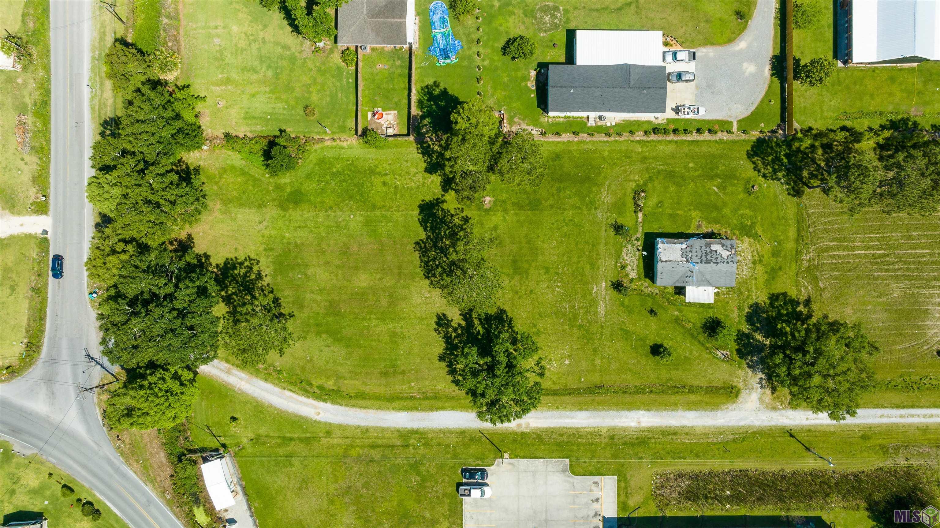 135 Mathilde Lane Gray, LA 70359 - Photo 2 of 18 Gallery Image 2