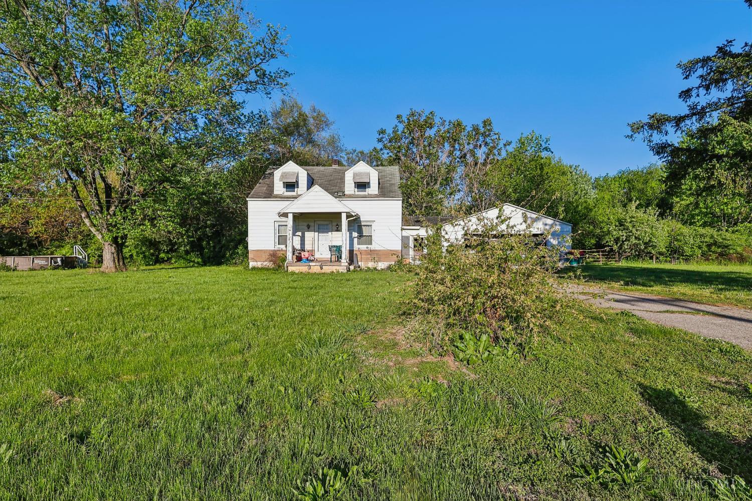 3329 Pierson Road Trenton, OH 45067 - Photo 2 of 15