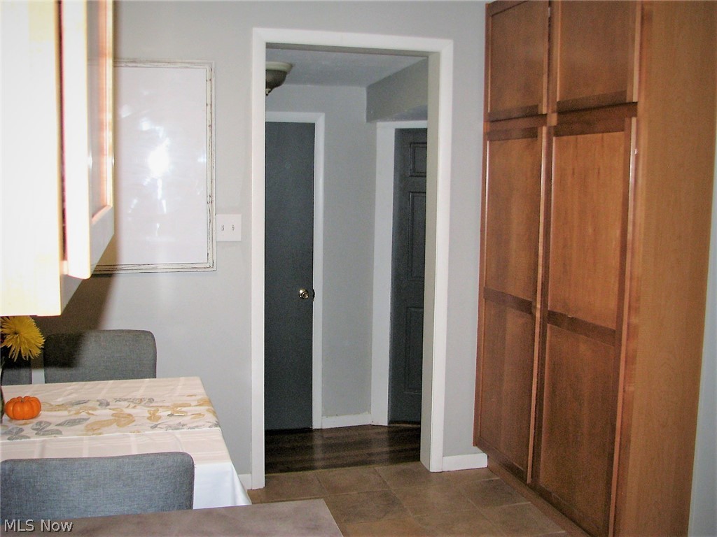 32215 Bainbridge Road Solon, OH 44139 - Photo 10 of 27 Gallery Image 10