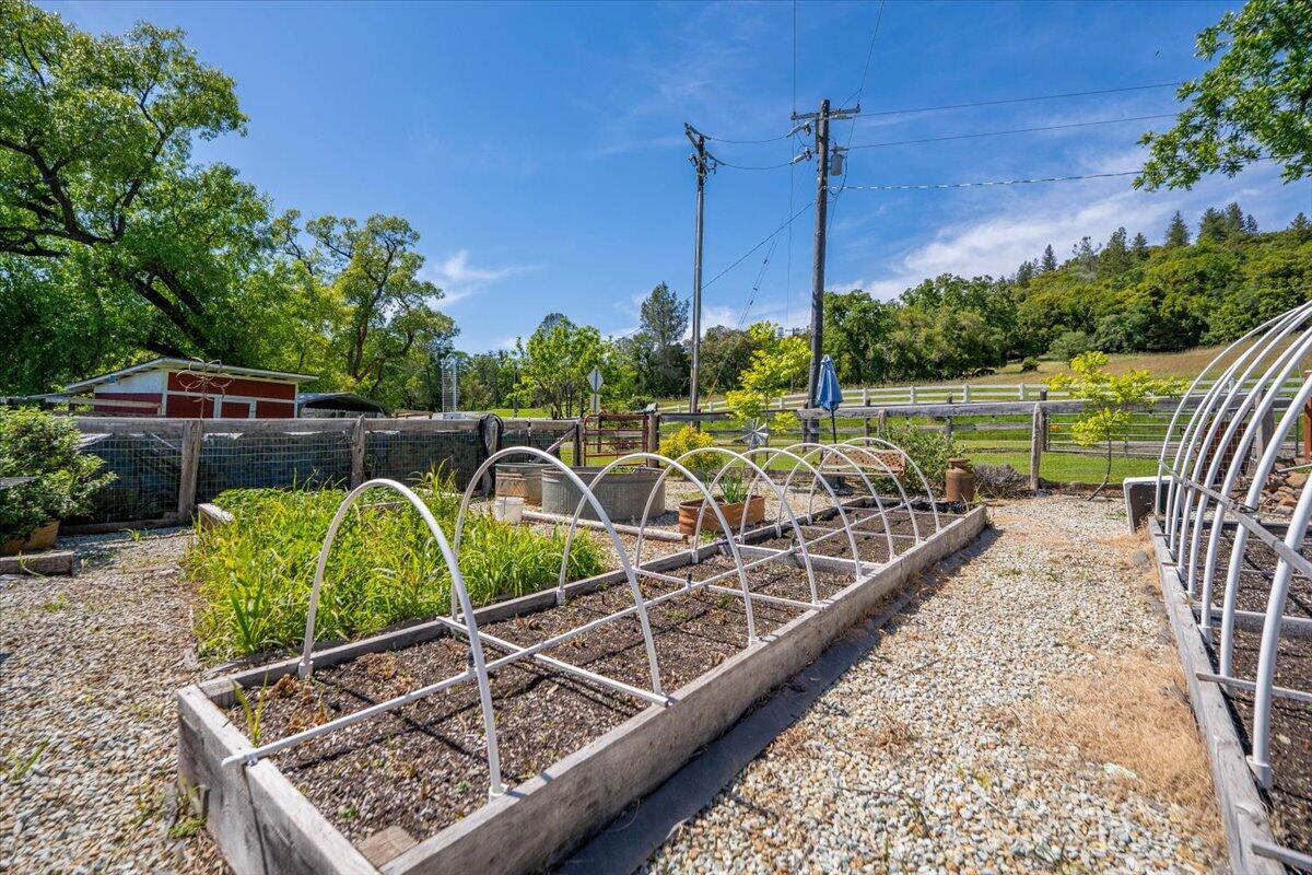 6057 Wilson Hill Road Manton, CA 96059 - Photo 45 of 63 More beds