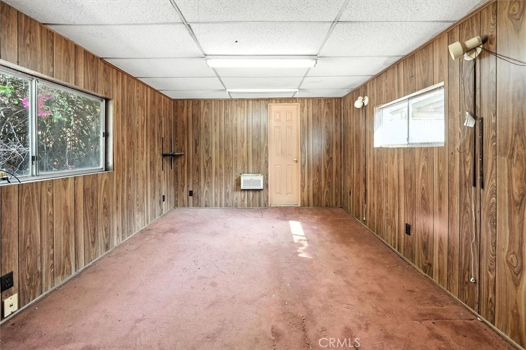 9953 La Tuna Canyon Road Sun Valley, CA 91352 - Photo 26 of 32 a view of entryway with wooden floor
