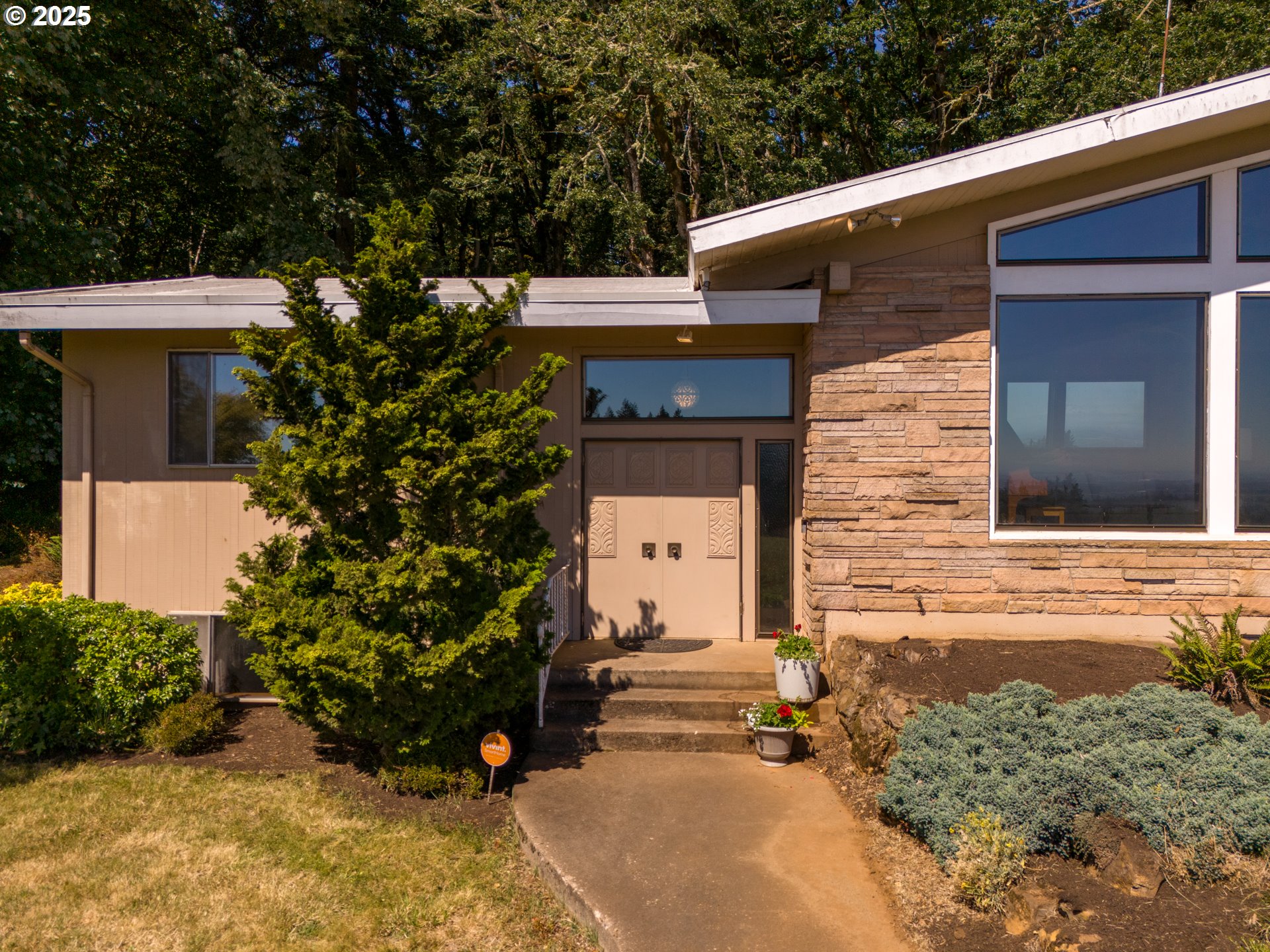 3375 Eagle Crest Road Northwest Salem, OR 97304 - Photo 3 of 42