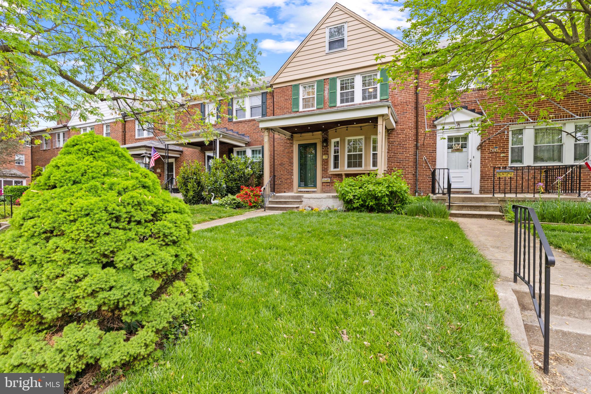 62 Dunkirk Road Baltimore, MD 21212 - Photo 2 of 37 Brick townhome w/ covered front porch
