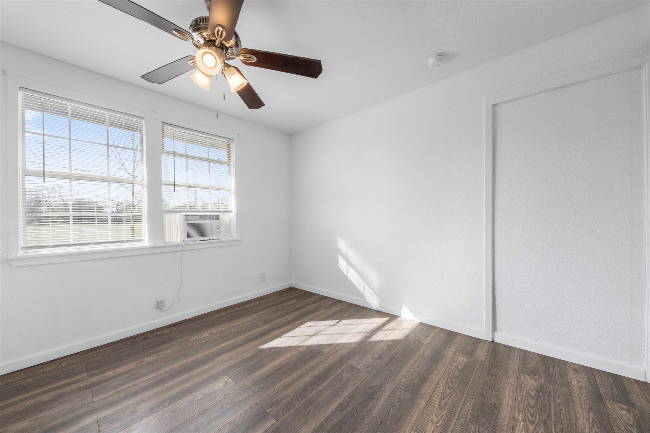 8331 Garland Street Houston, TX 77017 - Photo 14 of 30