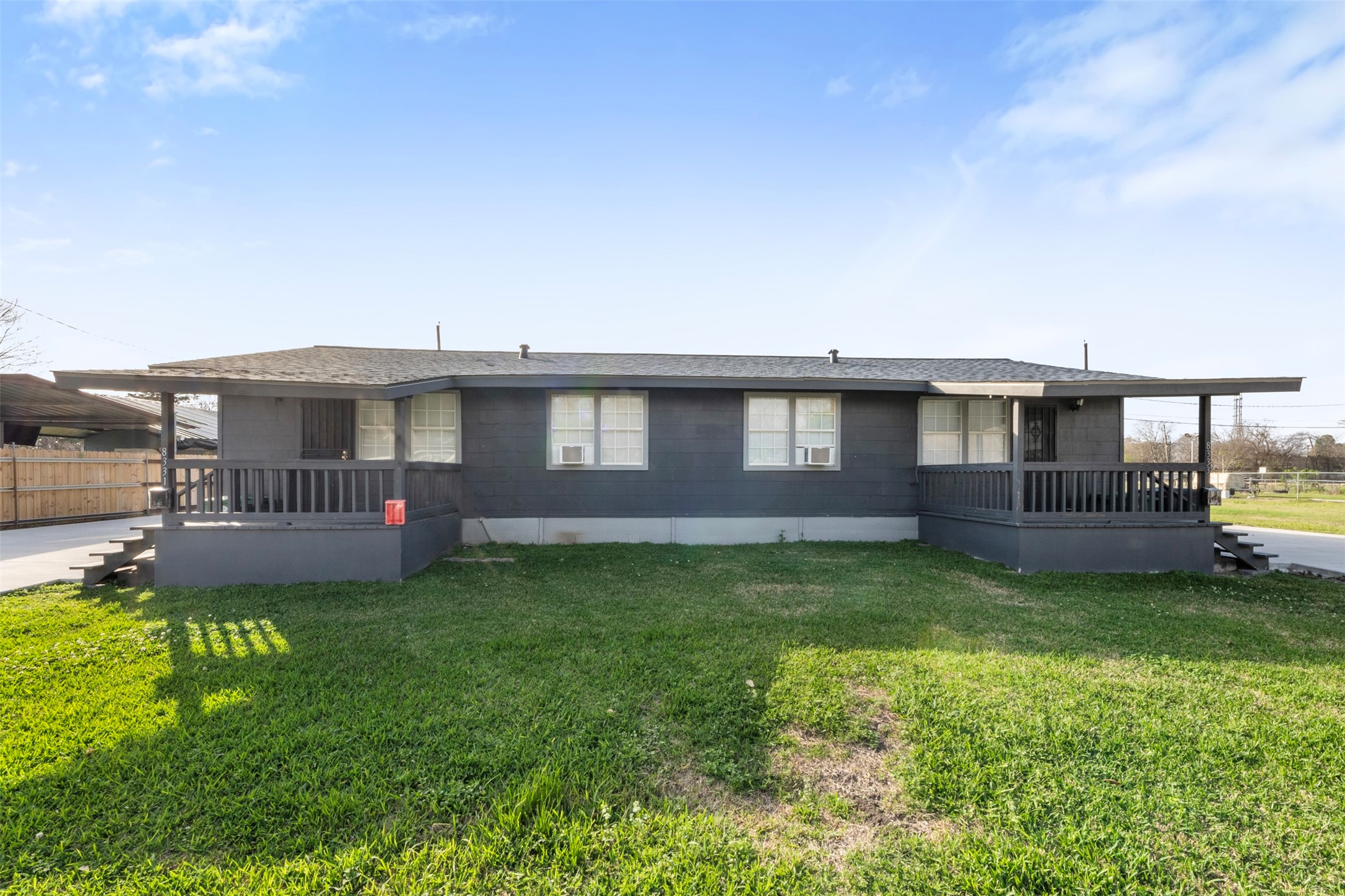 8331 Garland Street Houston, TX 77017 - Photo 5 of 30