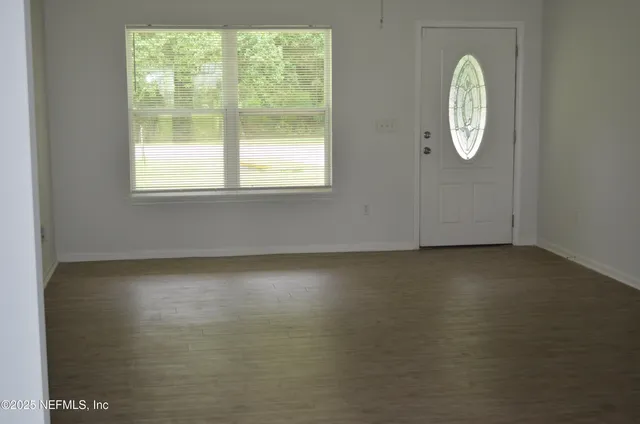 $2,025 | 7061 Civic Club Drive, Jacksonville, FL 32219