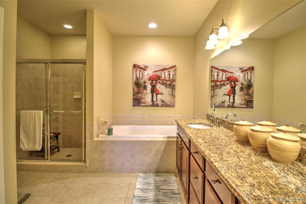 26548 Valhalla Drive, Unit 7 Farmington Hills, MI 48331 - Photo 14 of 30