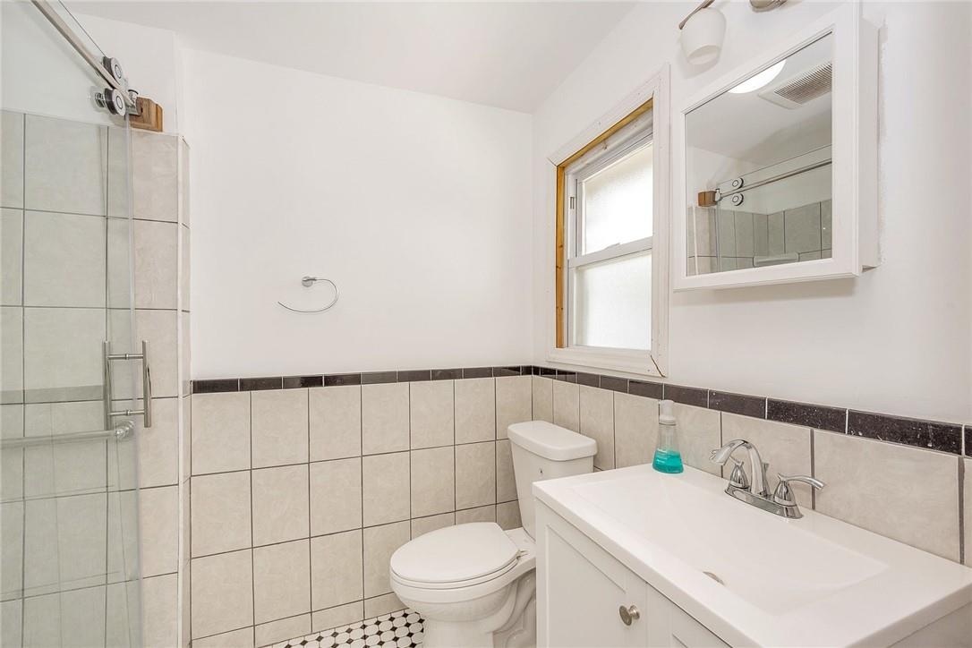 58 Indian Trail, Unit 58 Bronx, NY 10465 - Photo 11 of 29 Bathroom