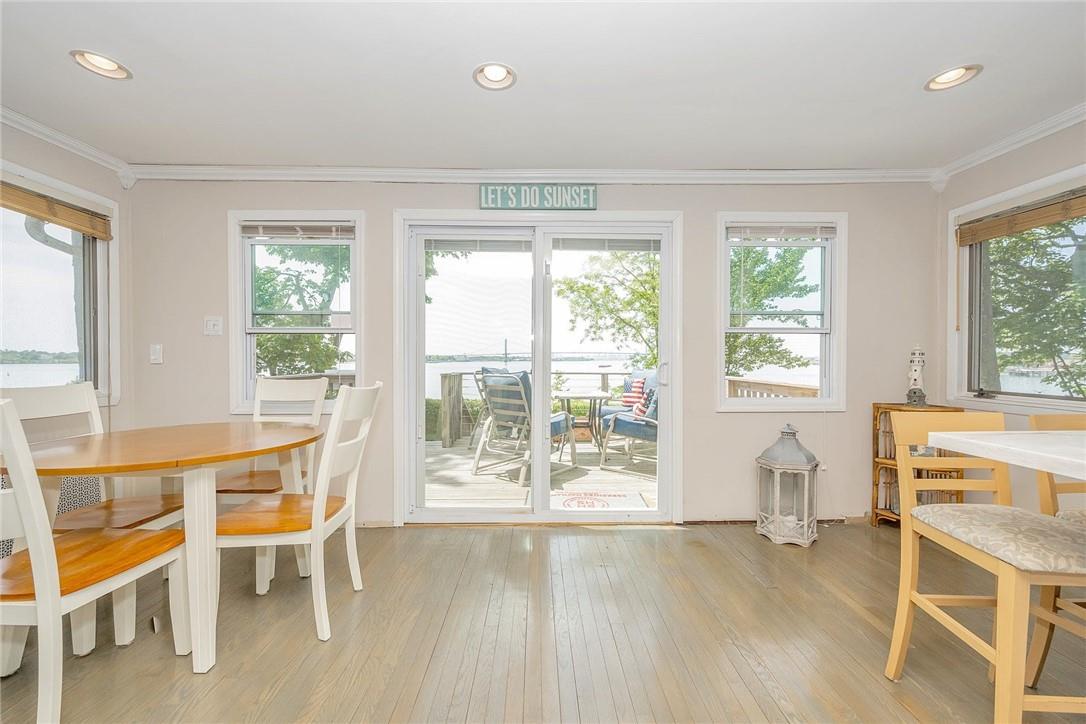 58 Indian Trail, Unit 58 Bronx, NY 10465 - Photo 4 of 29 Dining Area with sliding doors to deck