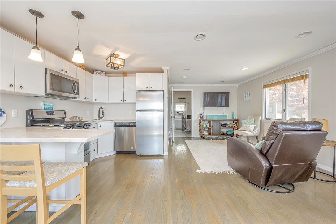 58 Indian Trail, Unit 58 Bronx, NY 10465 - Photo 5 of 29 View of living room