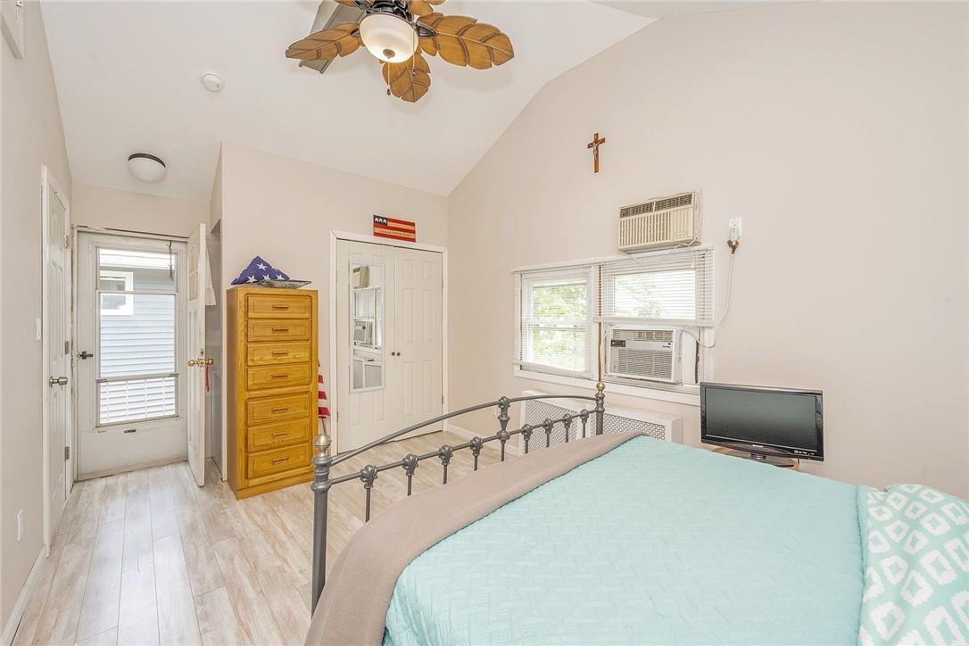 58 Indian Trail, Unit 58 Bronx, NY 10465 - Photo 9 of 29 Bedroom