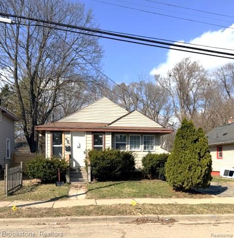 202 West Rundell Street Pontiac, MI 48342 - Photo 1 of 27