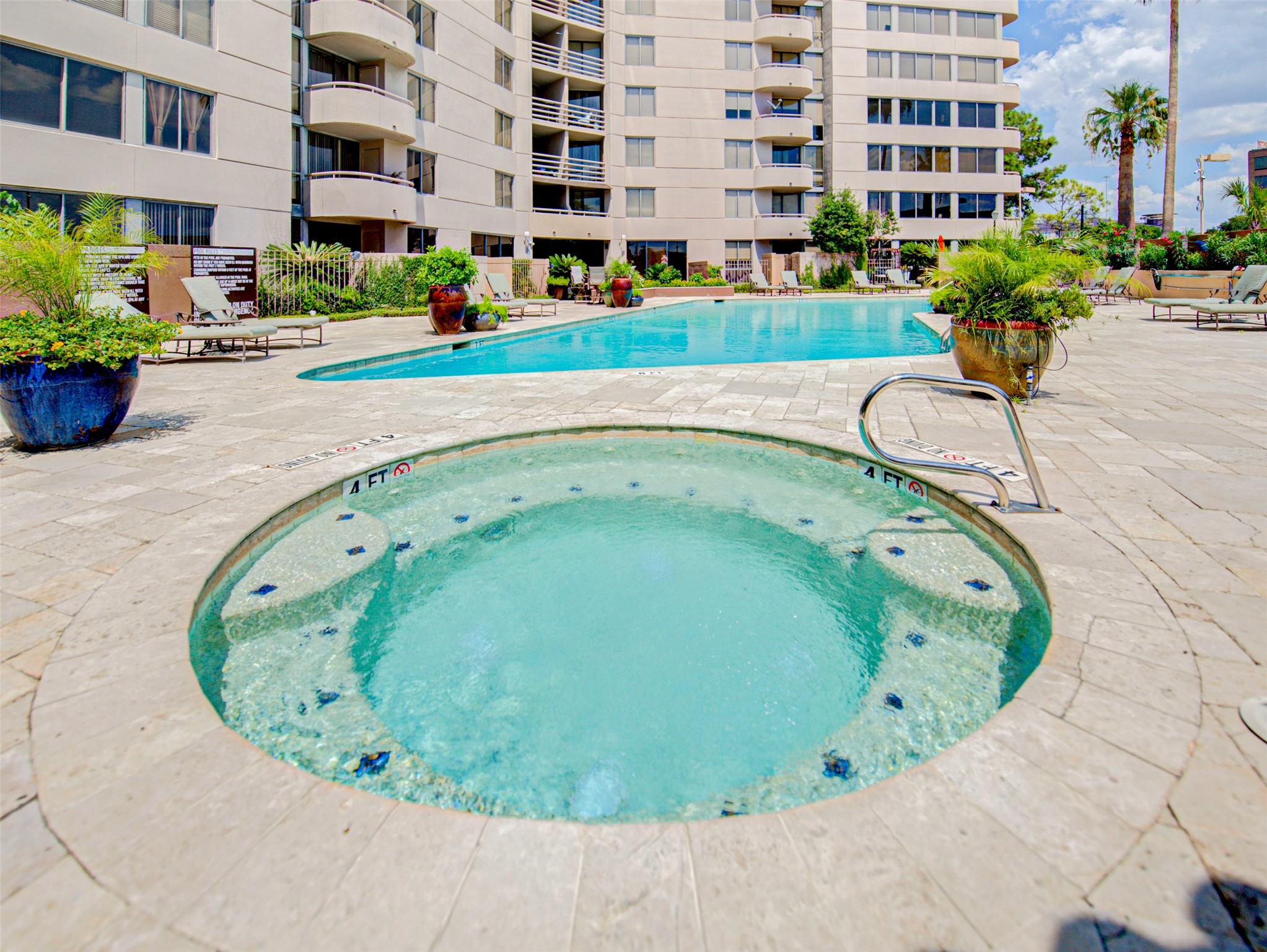 3525 Sage Road, Unit 407 Houston, TX 77056 - Photo 38 of 45