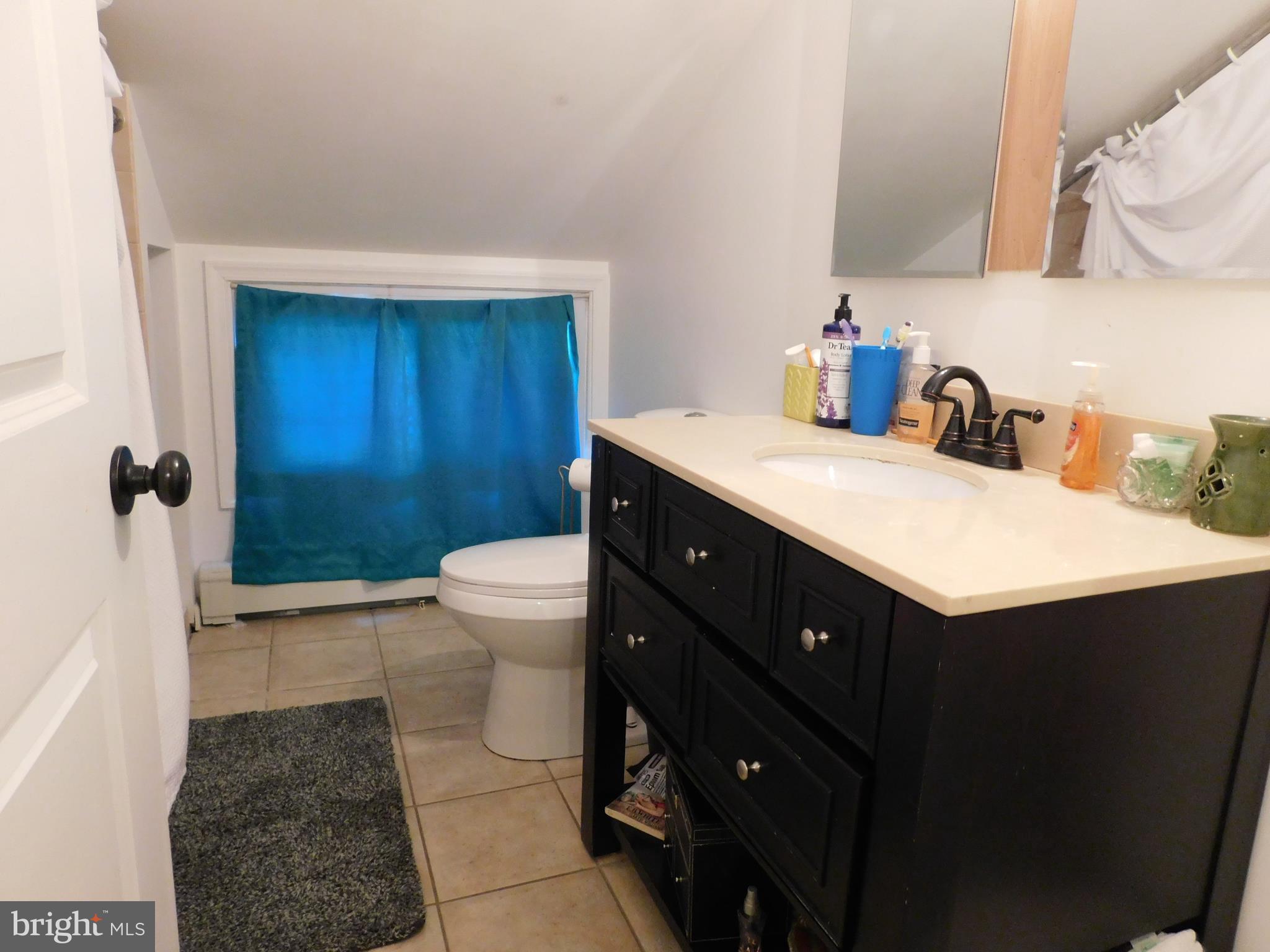 6 Inland Road Levittown, PA 19057 - Photo 14 of 19 Gallery Image 14