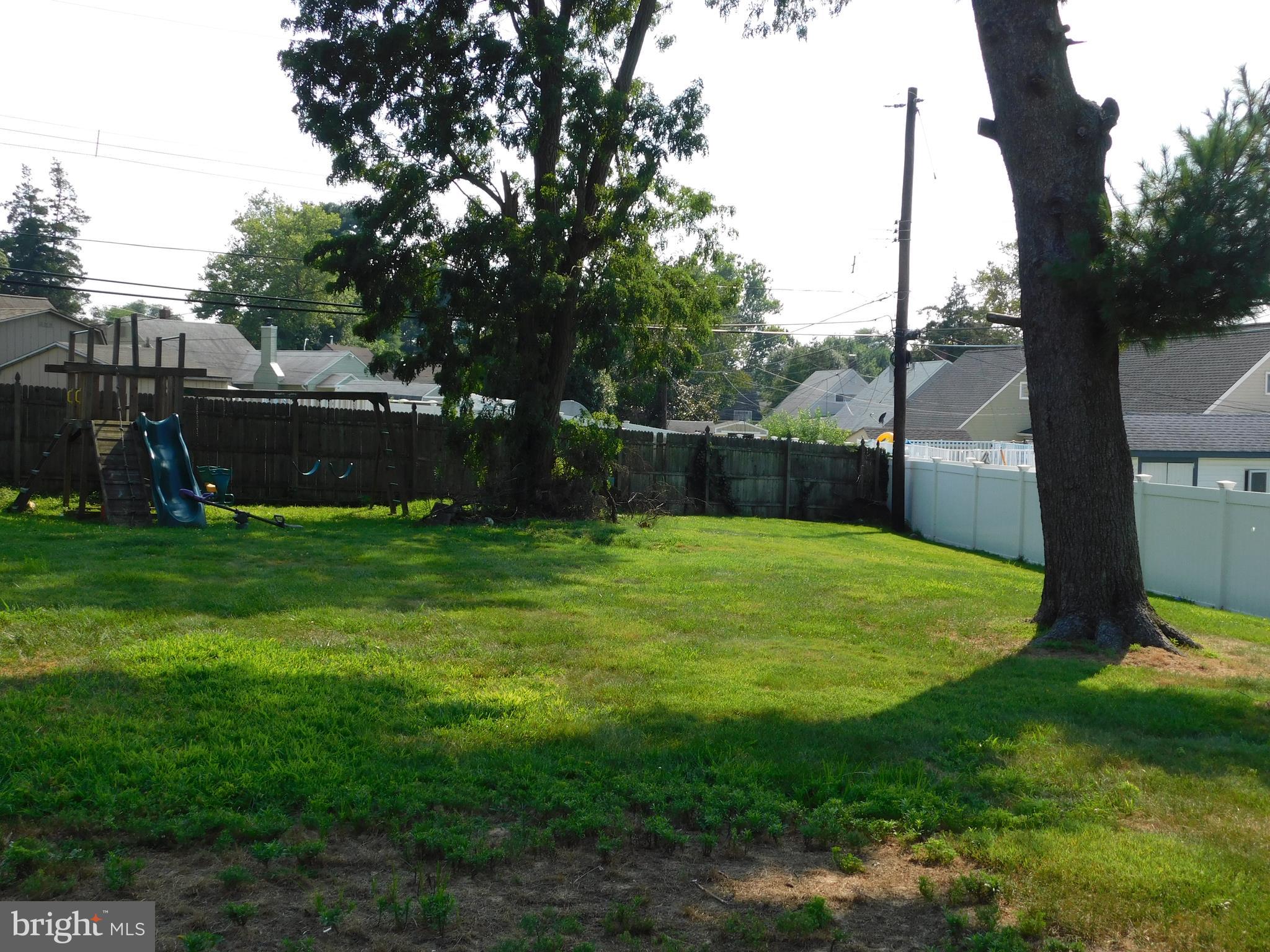 6 Inland Road Levittown, PA 19057 - Photo 19 of 19 Gallery Image 19