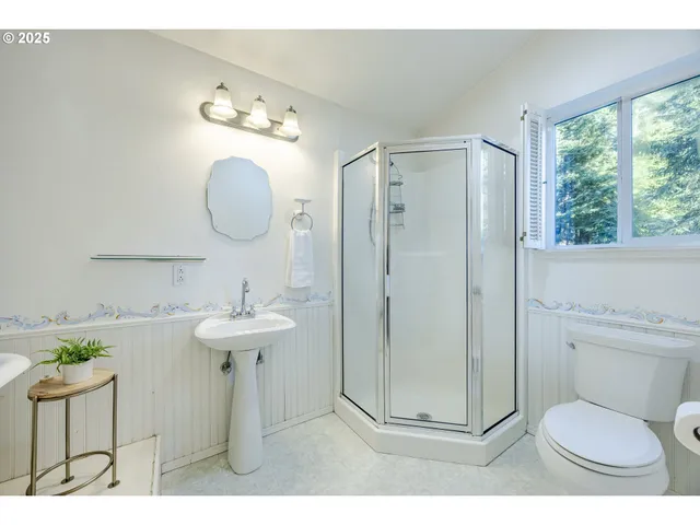 $499,900 | 83694 Rio Road, Florence, OR 97439