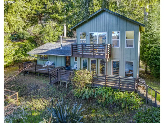 $499,900 | 83694 Rio Road, Florence, OR 97439