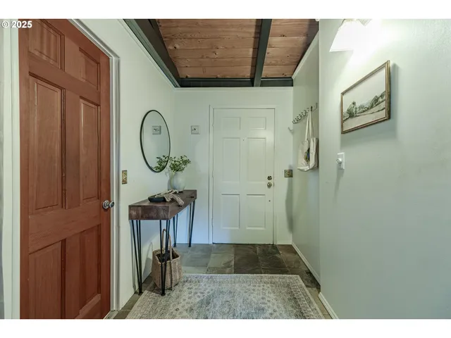 $499,900 | 83694 Rio Road, Florence, OR 97439