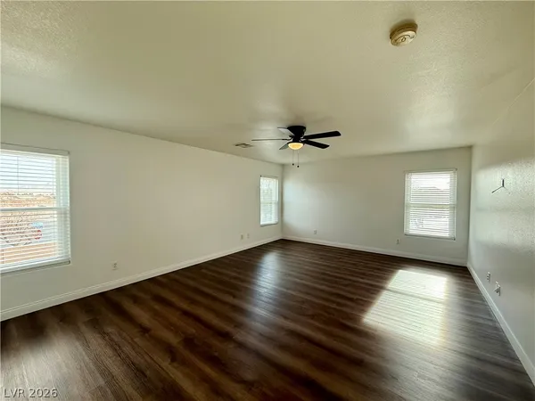 $2,705 | 3445 Conterra Park Avenue, North Las Vegas, NV 89081