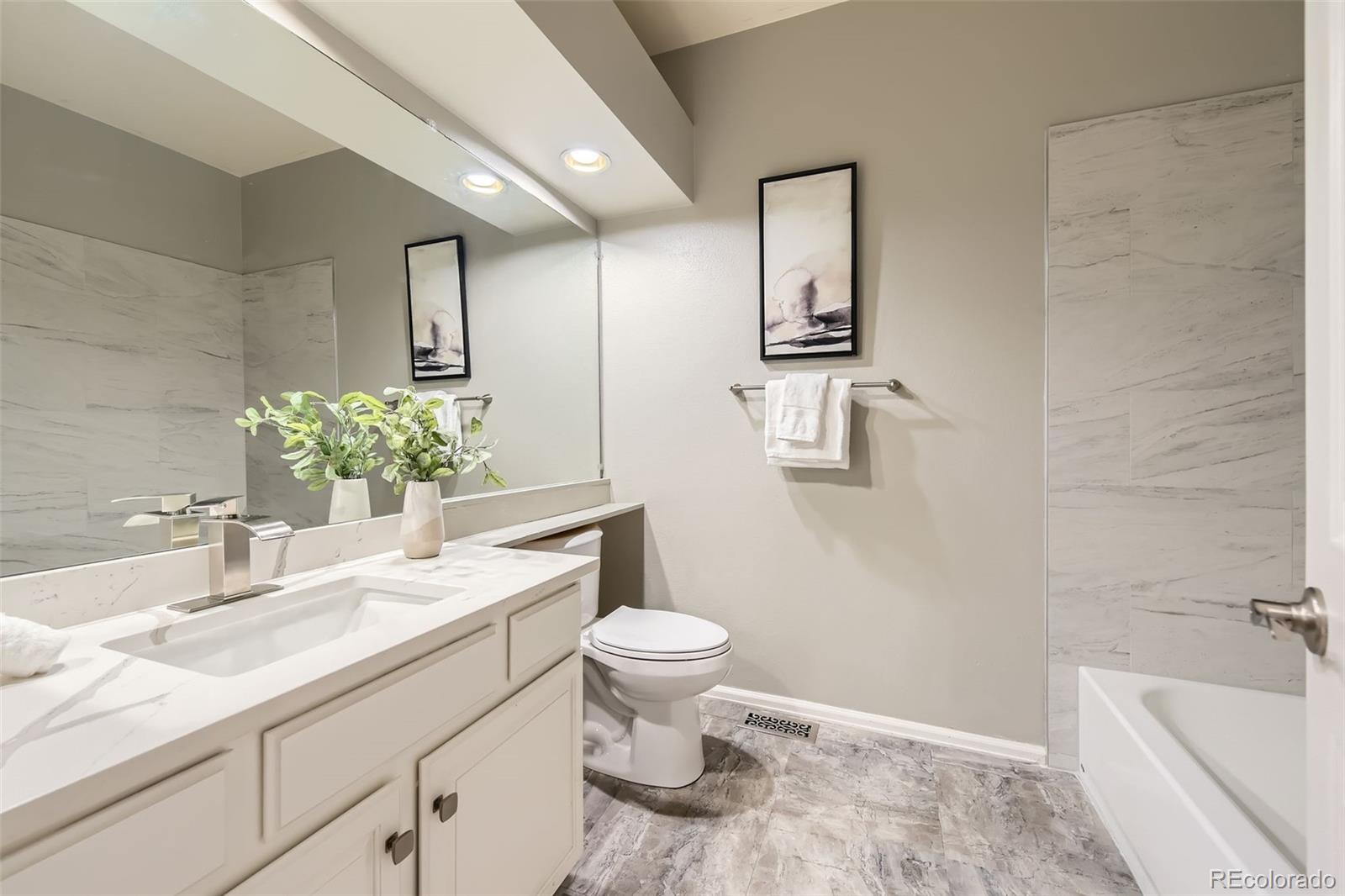 8834 Blue Mountain Place Highlands Ranch, CO 80126 - Photo 16 of 31