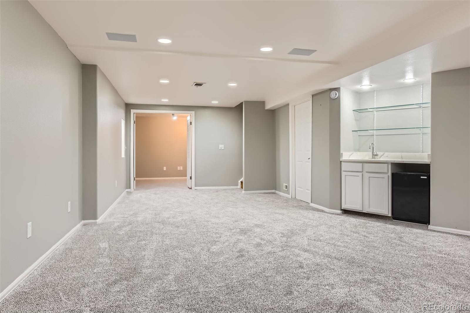 8834 Blue Mountain Place Highlands Ranch, CO 80126 - Photo 18 of 31