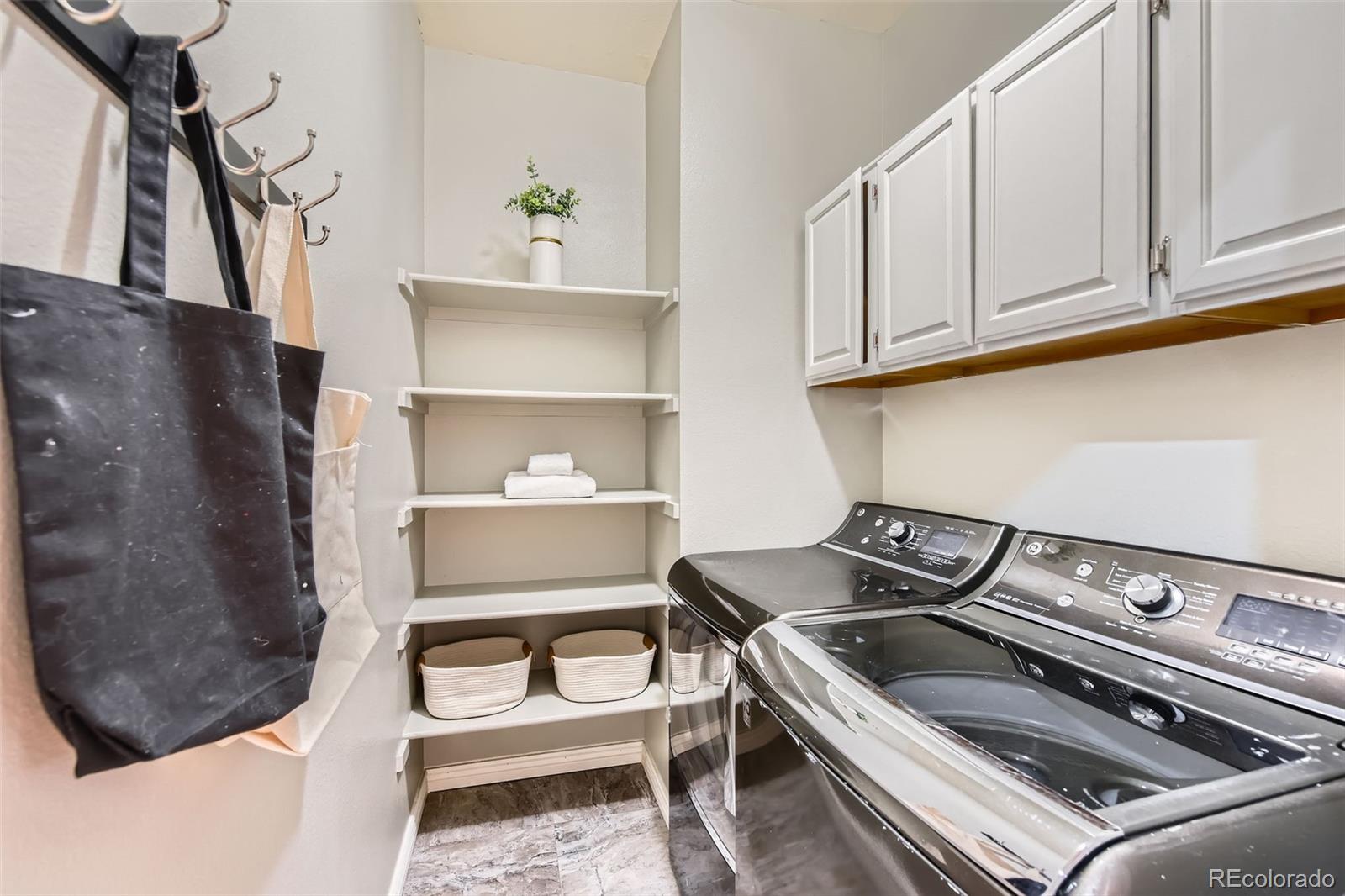 8834 Blue Mountain Place Highlands Ranch, CO 80126 - Photo 25 of 31