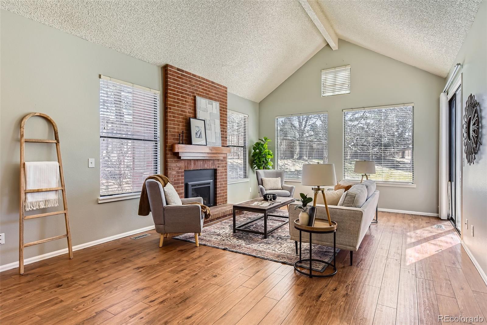 8834 Blue Mountain Place Highlands Ranch, CO 80126 - Photo 4 of 31