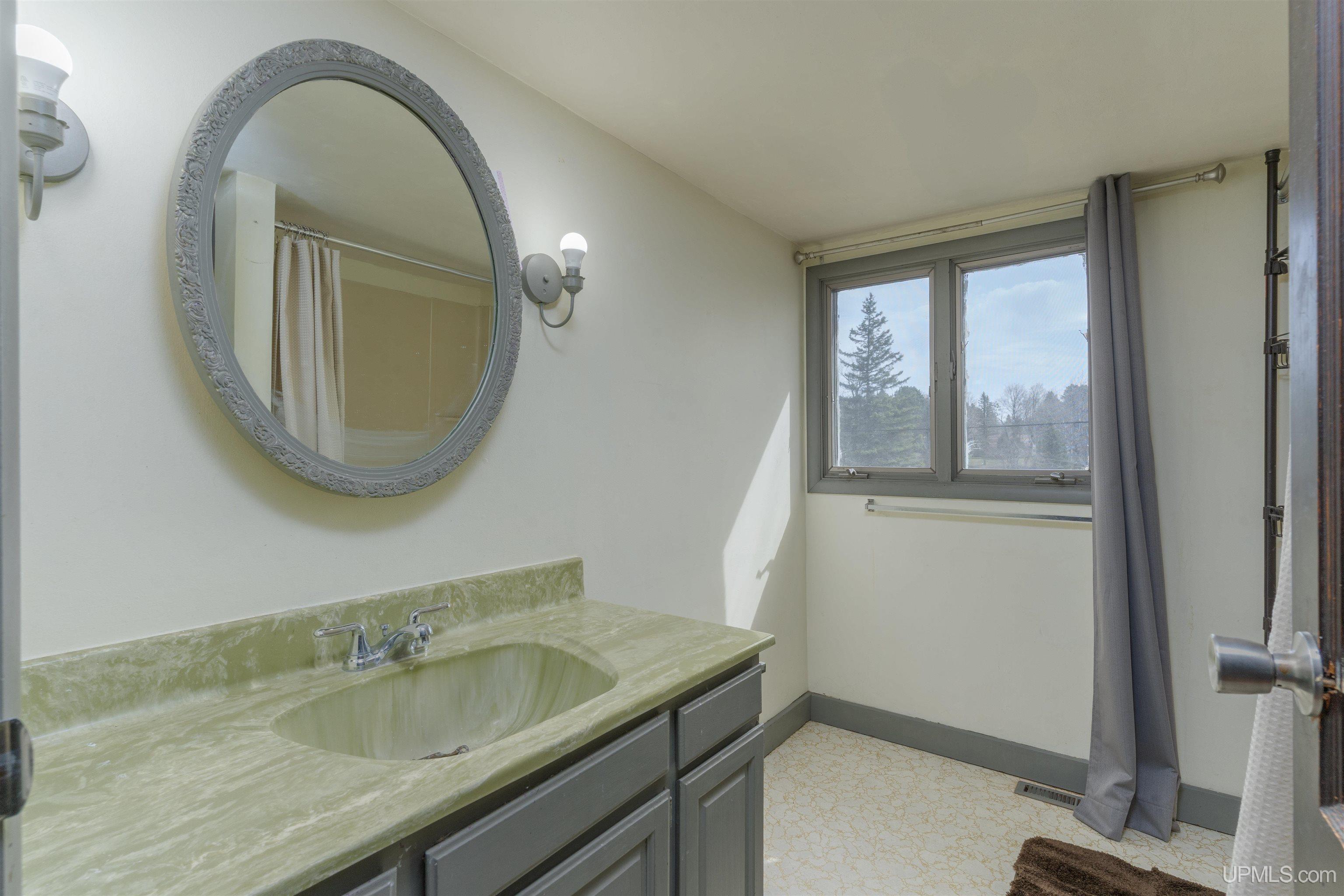 645 East Hunter Road Iron River, MI 49935 - Photo 24 of 37