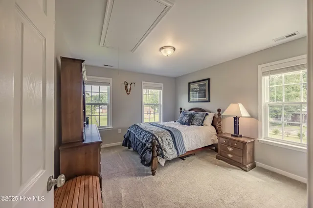 $347,000 | 307 West Murray Street, Wallace, NC 28466