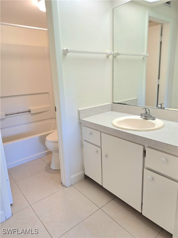 4040 Ice Castle Way, Unit 3 Naples, FL 34112 - Photo 18 of 31 Gallery Image 18