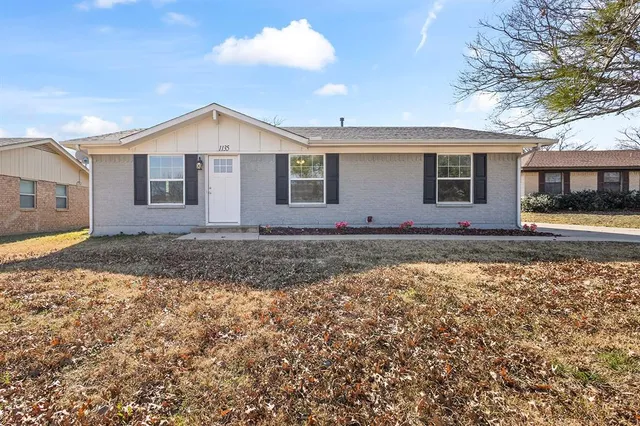 $245,000 | 1135 Reed Circle, Howe, TX 75459